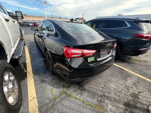 Used 2020 Chevrolet Malibu LT w/ Midnight Edition FWD image 3