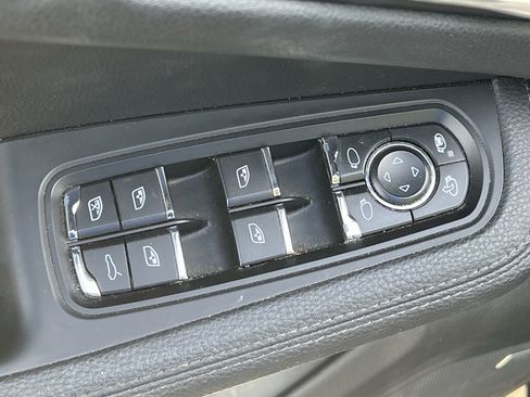 Used 2019 Porsche Macan image 15