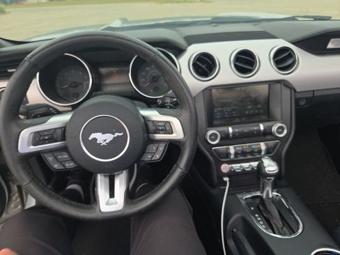 Used 2015 Ford Mustang Premium RWD image 16