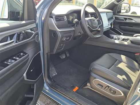 New 2026 Jeep Grand Wagoneer Limited image 4