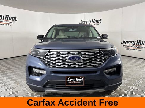 Used 2021 Ford Explorer Platinum w/ Equipment Group 601A AWD/4WD image 3