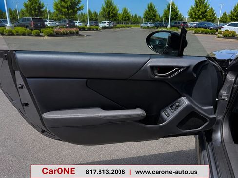 Used 2022 Toyota GR86 RWD image 23