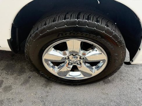 Used 2019 RAM 1500 Express w/ Express Value Package image 10