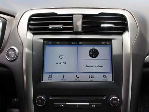 Used 2017 Ford Fusion SE w/ Equipment Group 201A AWD/4WD image 26