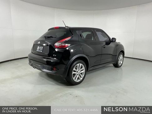 Used 2015 Nissan Juke SV w/ Technology Package image 7