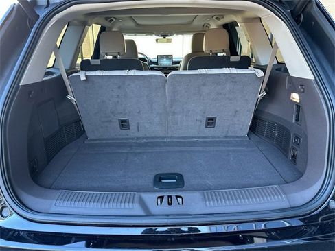 Used 2023 Lincoln Aviator Reserve w/ Elements Package Plus image 27