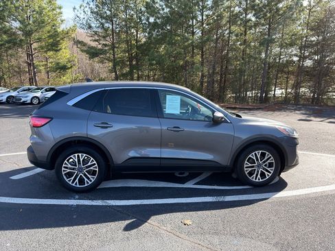 Used 2022 Ford Escape SEL image 6