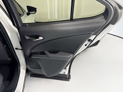 New 2026 Lexus UX 300h AWD image 28