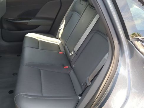 Used 2024 Lucid Air Pure RWD image 17