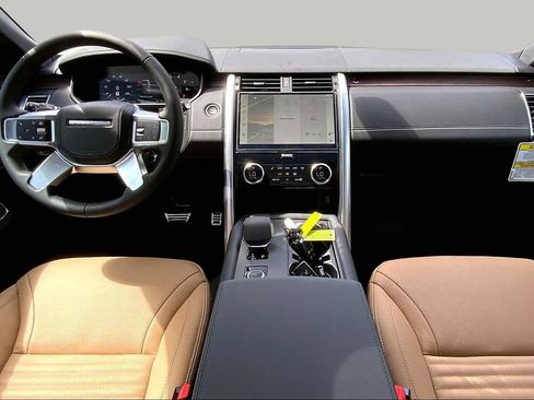 New 2026 Land Rover Discovery Dynamic SE AWD/4WD image 6