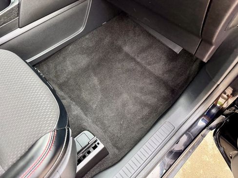 Certified 2024 Ford Escape ST-Line image 18