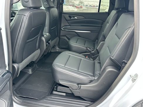 New 2026 Chevrolet Traverse LT w/ Midnight/Sport Edition image 14