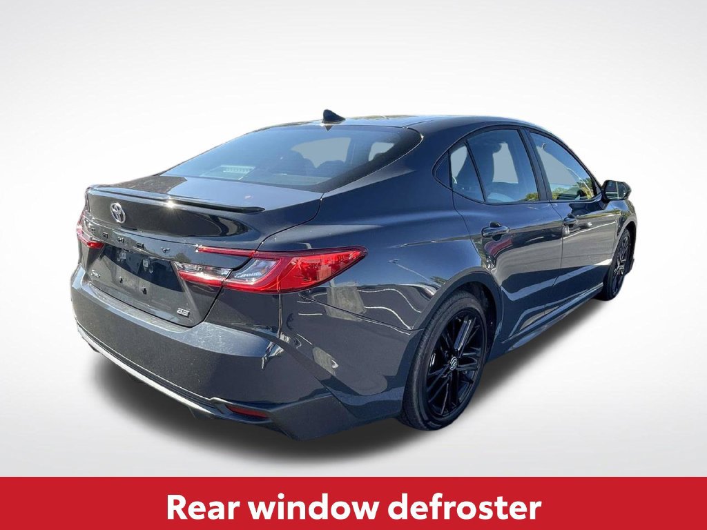Used 2026 Toyota Camry SE FWD image 9