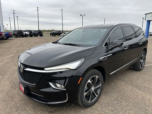 Used 2022 Buick Enclave Essence w/ Experience Buick Package image 3