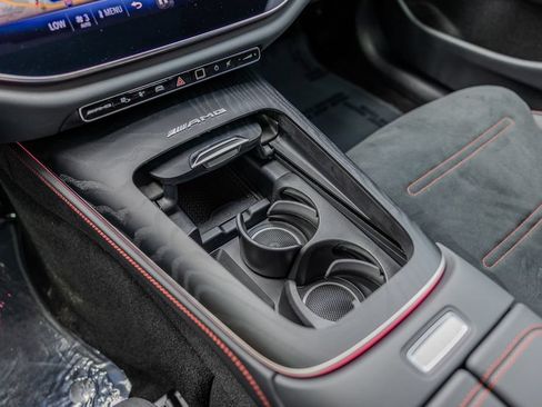 Used 2026 Mercedes-Benz E 53 AMG e 4MATIC Sedan image 10