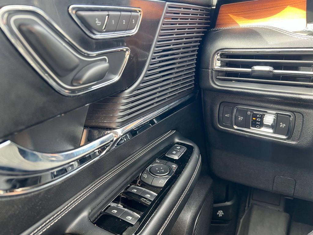 Used 2022 Lincoln Corsair Reserve FWD image 19