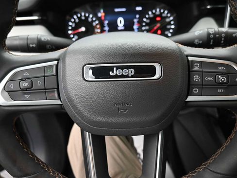 Used 2022 Jeep Compass Limited AWD/4WD image 6