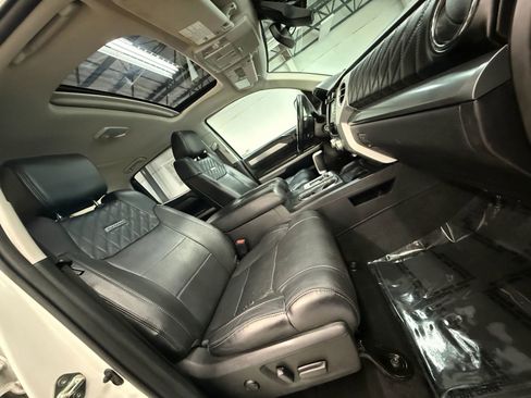 Used 2018 Toyota Tundra Platinum AWD/4WD image 23