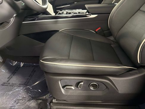 Used 2026 Cadillac Escalade Sport w/ Touring Package image 40