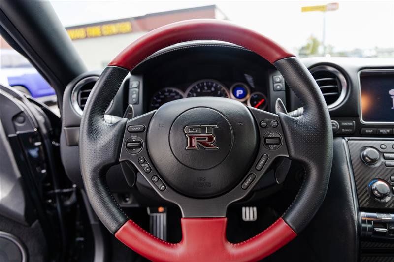 Used 2015 Nissan GT-R Black Edition AWD/4WD image 20