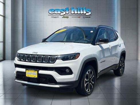 Certified 2022 Jeep Compass Limited AWD/4WD image 3