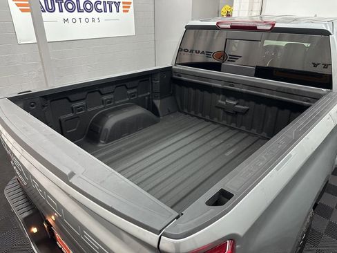 Used 2025 Chevrolet Silverado 1500 RST w/ Convenience Package II AWD/4WD image 11