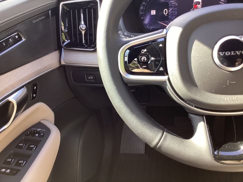 Used 2026 Volvo XC90 B6 Ultra w/ Protection Package AWD/4WD image 20