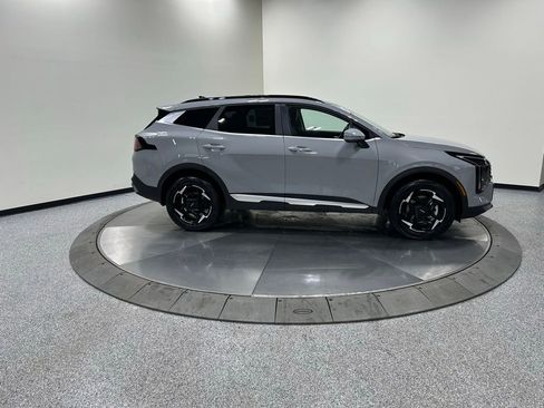 New 2026 Kia Sportage EX image 4