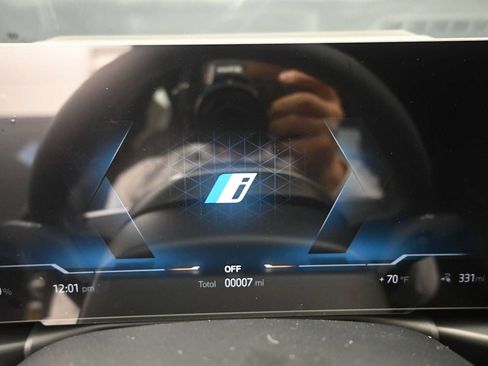 New 2026 BMW i4 eDrive40 w/ M Sport Package RWD image 13