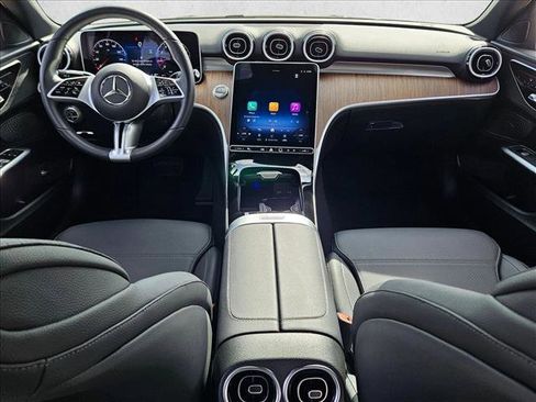 Used 2025 Mercedes-Benz C 300 Sedan image 16