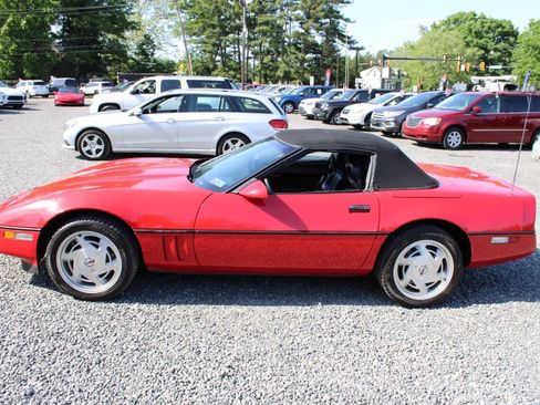 Used 1989 Chevrolet Corvette Convertible RWD image 33