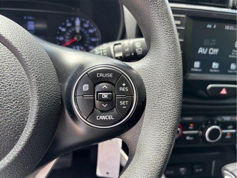 Used 2020 Kia Soul LX FWD image 20