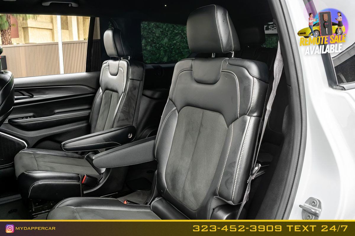 Used 2021 Jeep Grand Cherokee L Laredo RWD image 14