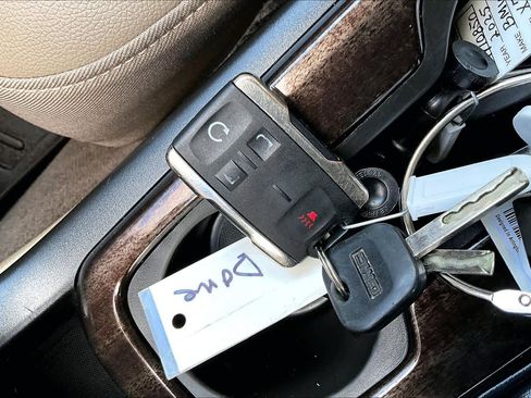 Used 2017 GMC Canyon SLT w/ Driver Alert Package image 15