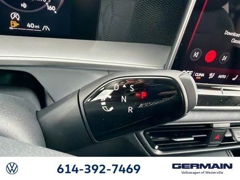 New 2026 Volkswagen Tiguan SE image 25