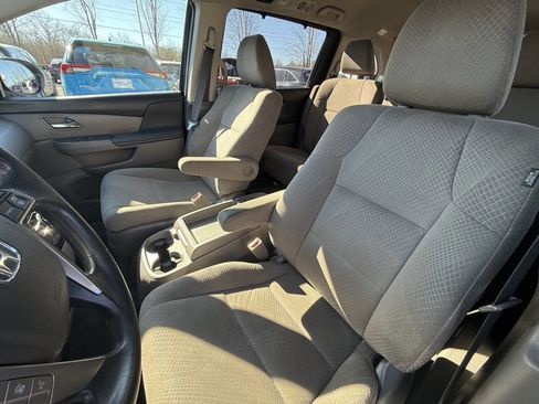 Used 2016 Honda Odyssey SE image 14