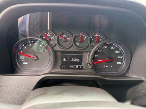 Used 2025 Chevrolet Silverado 1500 Custom RWD image 13