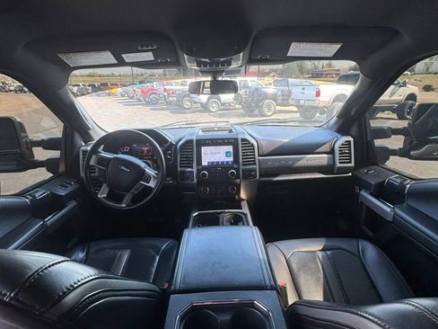 Used 2020 Ford F350 Platinum image 21