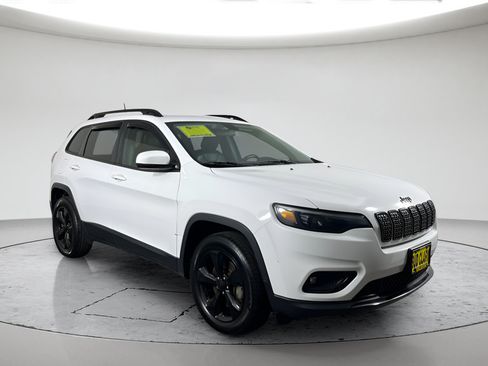 Used 2019 Jeep Cherokee Latitude Plus AWD/4WD image 1