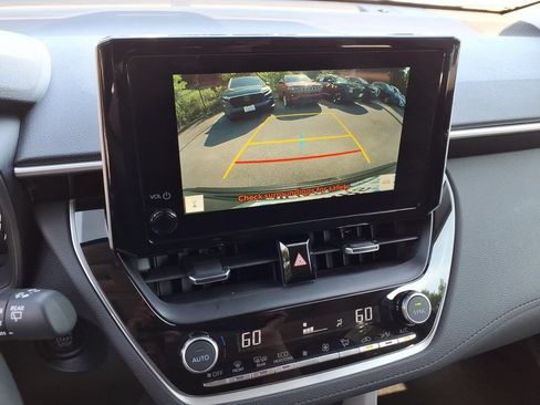 Used 2025 Toyota Corolla Cross XLE w/ Convenience Package AWD/4WD image 24