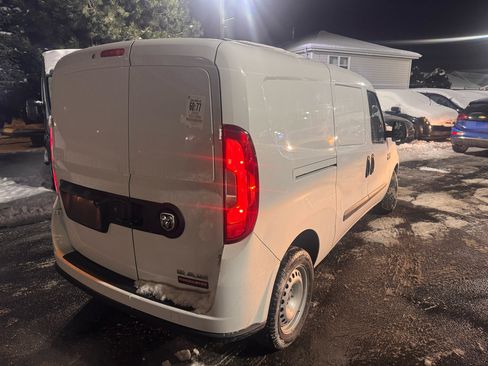 Used 2022 RAM ProMaster City Tradesman image 2