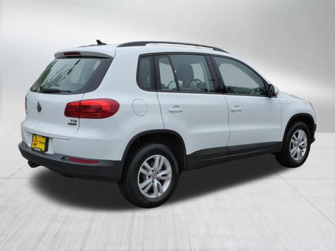 Used 2017 Volkswagen Tiguan S AWD/4WD image 7