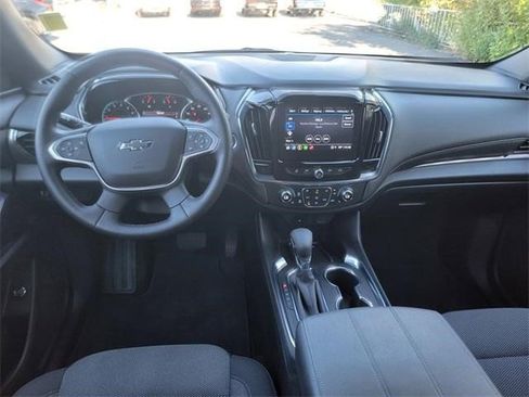 Certified 2023 Chevrolet Traverse LT image 13