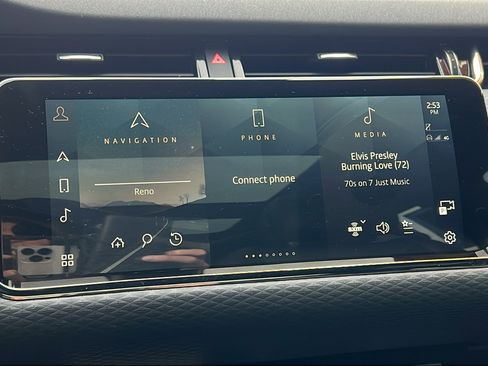 Used 2023 Land Rover Range Rover Evoque R-Dynamic S image 21