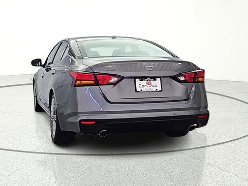 Used 2023 Nissan Altima 2.5 SL FWD image 5