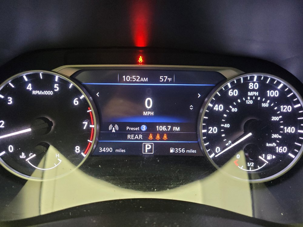 Used 2020 Nissan Sentra SV FWD image 23