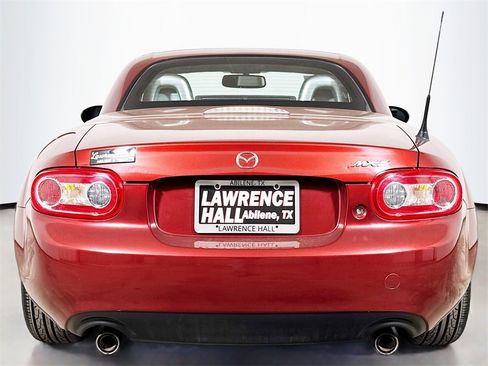 Used 2011 MAZDA MX-5 Miata Touring image 5
