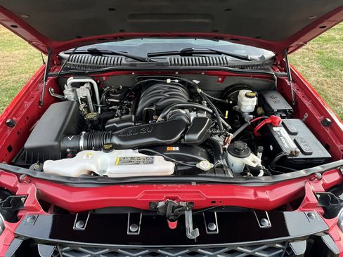 Used 2008 Ford Explorer Sport Trac Adrenalin image 26