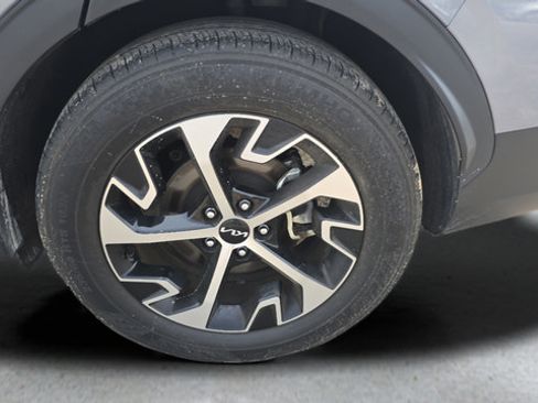 Used 2023 Kia Sportage EX FWD image 30