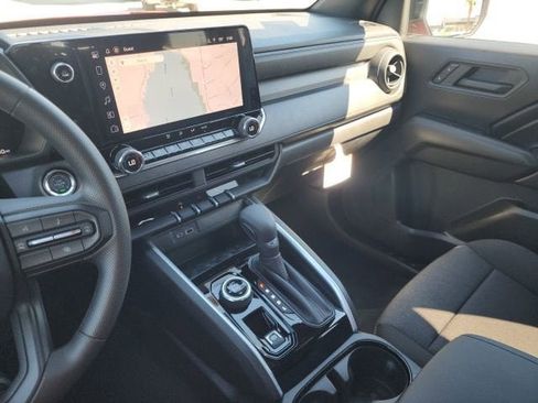 New 2026 Chevrolet Colorado Trail Boss AWD/4WD image 30